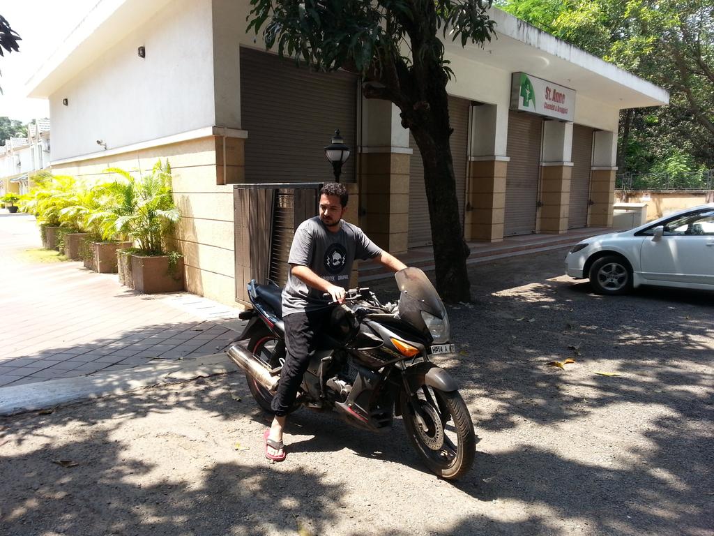 siva_epari's tweet photo. #drupalgoa2015 http://t.co/68NGbV9RXh