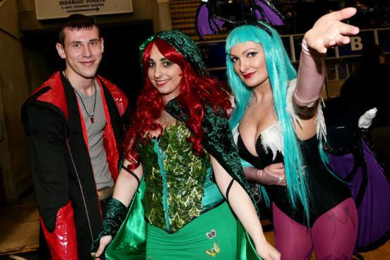 NottinghamPost's tweet photo. It was a sci-fi takeover @CapitalFMArena on Sunday for as hundreds came to #EmCon2015 http://t.co/BoXw7Nbz9T http://t.co/p5TfJcGb1q