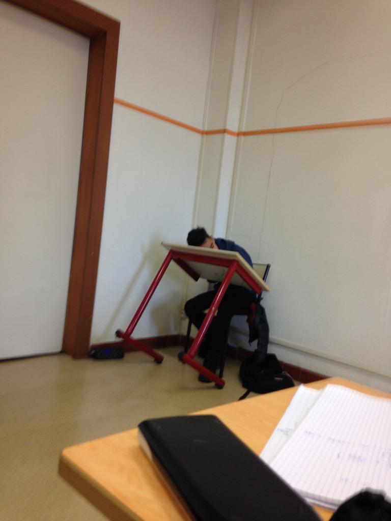 VictimeduCharlo's tweet photo. #POSTBAD STMG!😂😂 http://t.co/ljgBhsBmZP
