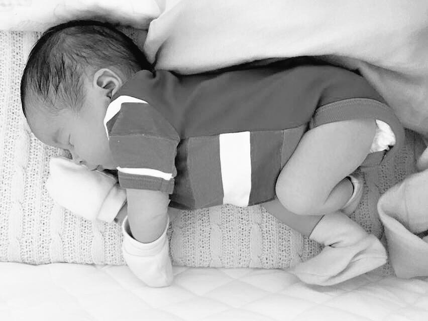DatCourtneyGirl's tweet photo. The cutest lil thing I've seen in stripes #proudaunty #shessopretty http://t.co/GdqaO9H79n