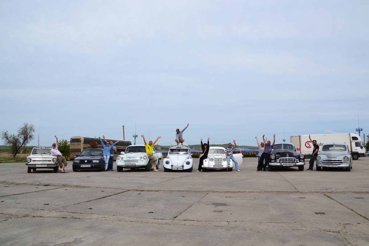 oldtimerastra's tweet image. Зима вернулась в #Крым, но мы надеемся, что ненадолго! Шлем всем наш теплый привет! #oldtimerastra #клубАстра #retro