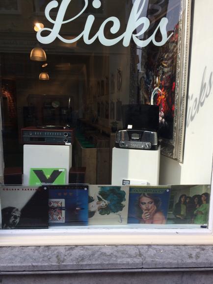 Licksonline's tweet photo. Lots of #goldenearring @licks today! http://t.co/PHGRwWVBlW