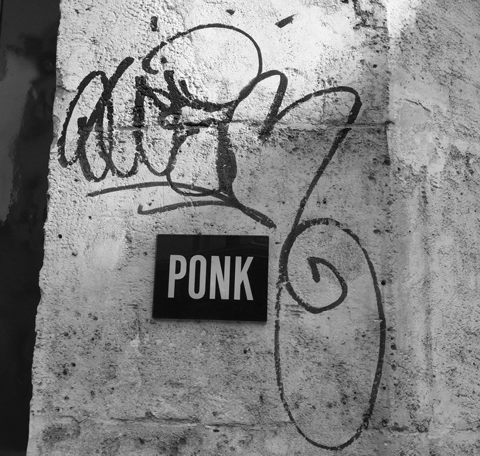 Cher graffeur, merci pour ton CV. Nous serions très heureux de te recevoir pour t’apprendre le graphisme #graffiti