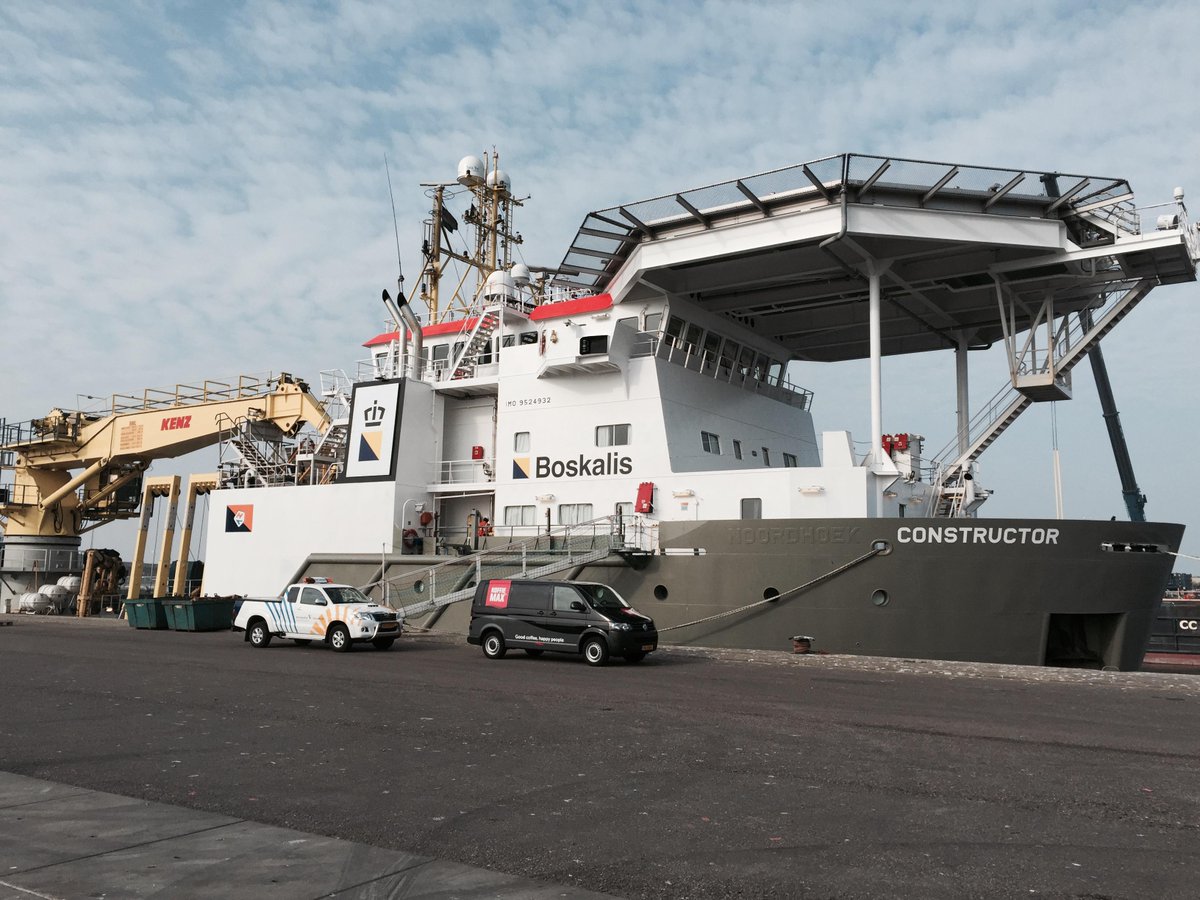 Vandaag bijzondere plaatsingen op het schip DSV Contructor en de EDT Protea #schip #koffie #koffiemax #goodcoffee