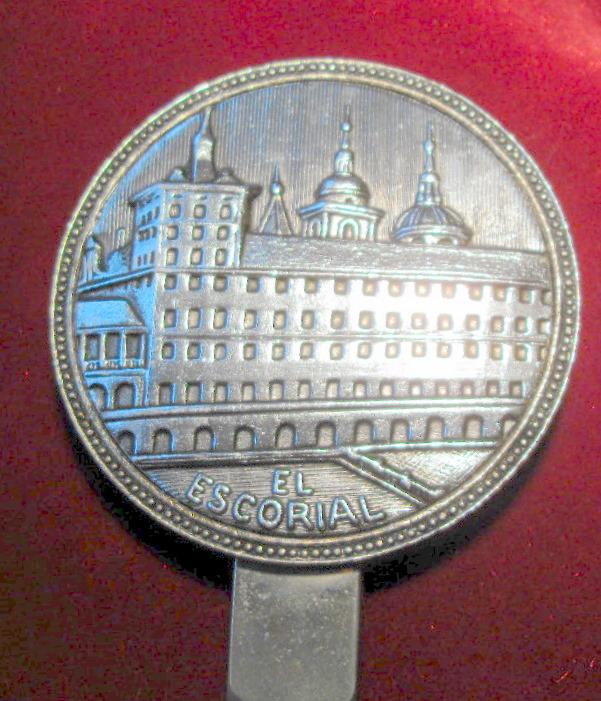 CartersCollecta's tweet photo. Heavy El Escorial letter opener £16/offers welcome
http://t.co/5gKxuW9rYQ
#CartersForSale #FollowVintage #mantiques http://t.co/9mCGc4k38e