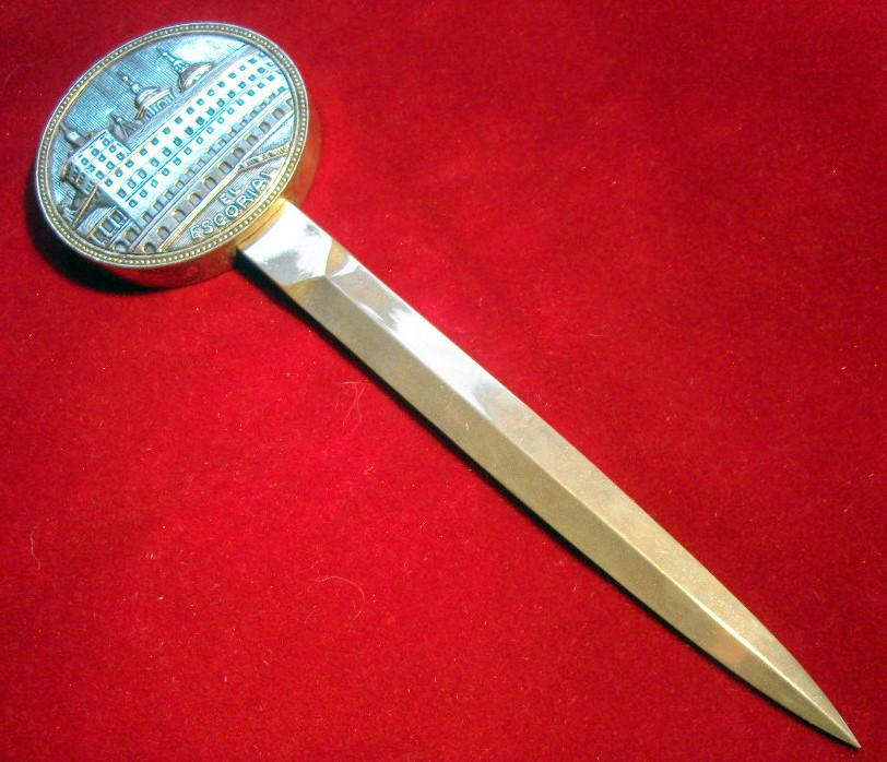 CartersCollecta's tweet photo. Heavy El Escorial letter opener £16/offers welcome
http://t.co/5gKxuW9rYQ
#CartersForSale #FollowVintage #mantiques http://t.co/9mCGc4k38e