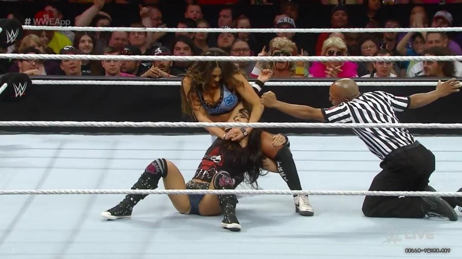 wwedivas015's tweet photo. Hot position of aj lee !!! 😍 #hotposition #AJLee @CrazyChick_AJ1 @AJLee_Reigns @AJLeeNewscom http://t.co/wsP7sMx1ax