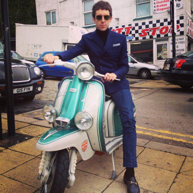 Happy Birthday Miles Kane! 