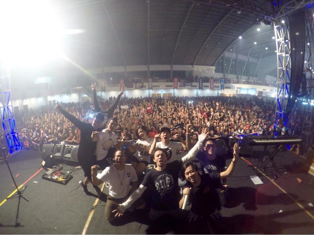 HaiMagazine's tweet photo. 3 Hal Seru di Tur Killing Me Inside dan Rocket Rockers: Rebirth Of A Rock Surabaya! http://t.co/X7M2Aq4h7N http://t.co/9WTvXAg7oT