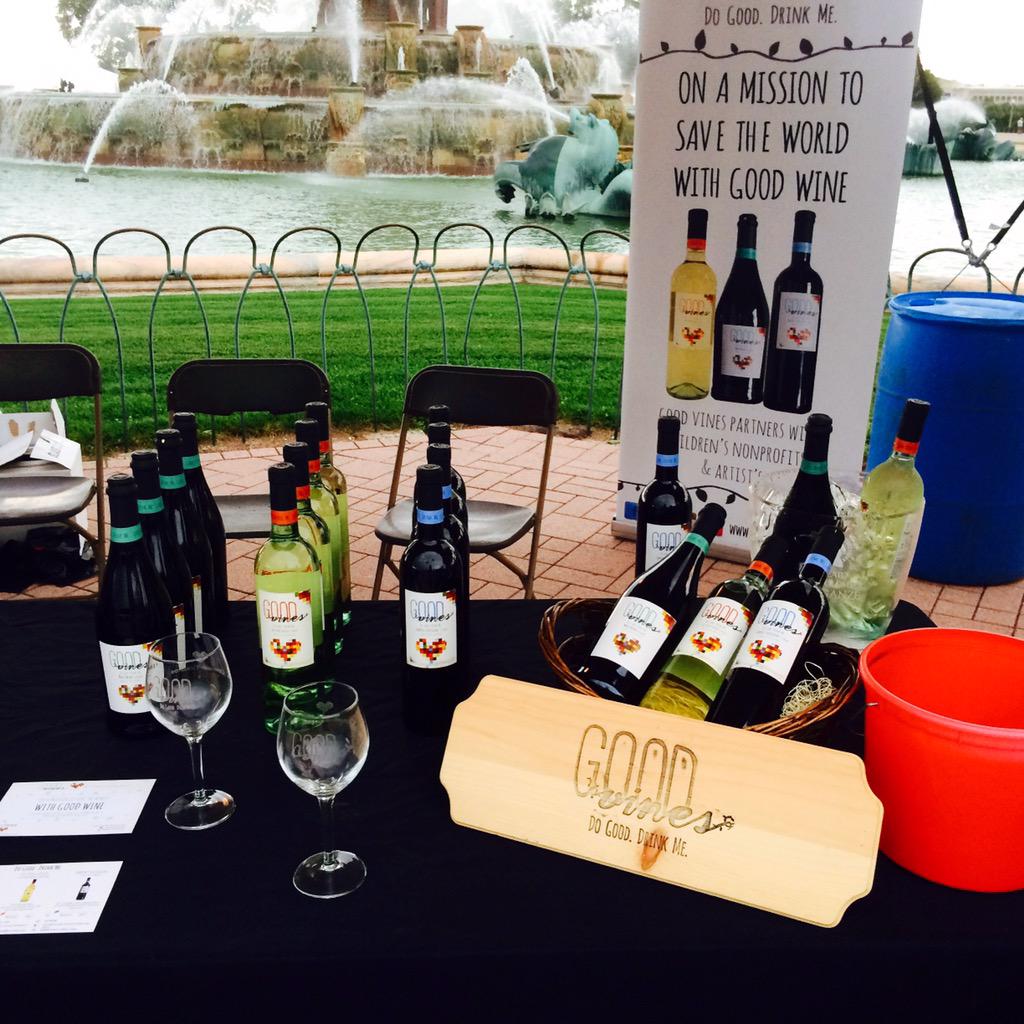GoodVinesWine's tweet photo. Happy St. Patricks Day everyone! "DO GOOD" tonight and pick up a bottle of Good Vines to celebrate! #StPatricksDay http://t.co/Z81oqEM0qg