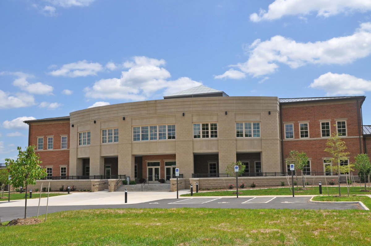 mluongo14's tweet photo. Keysville Va is up and coming, quite, and beautiful http://t.co/twF2EbIGZC