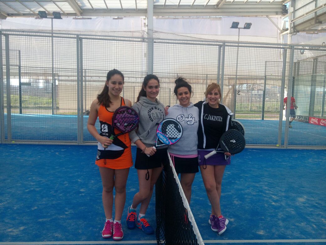 venkonsport's tweet photo. Marta Juega la Final del II Torneo del CAP, y queda subcampeona!!! Gran performance http://t.co/akcL5WDs63