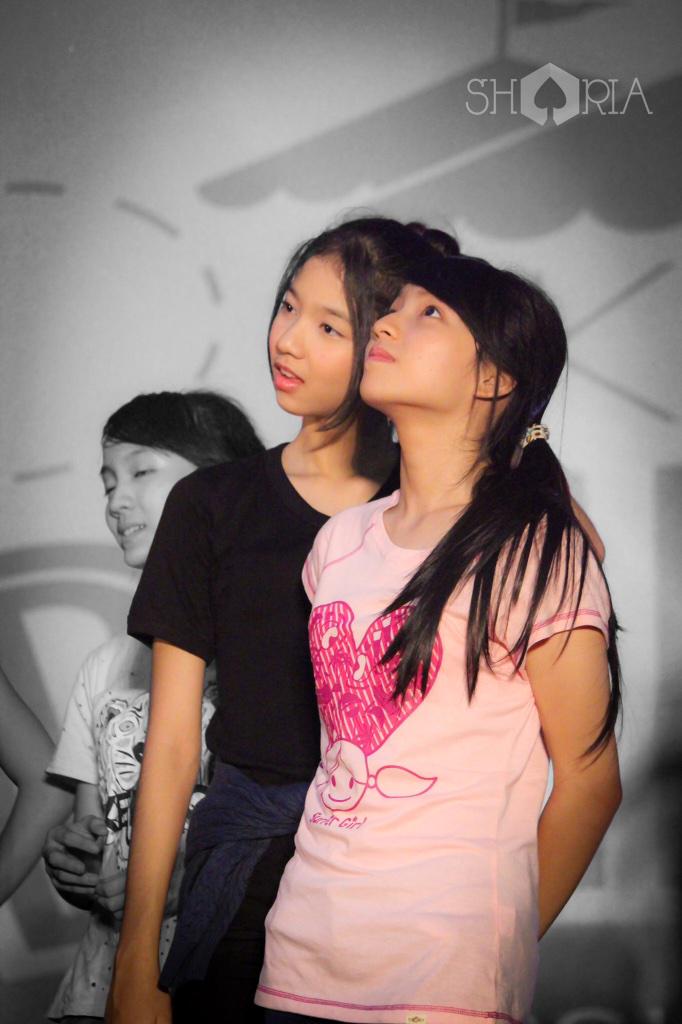 gremids's tweet photo. Selamat tidur gadis ombak yang always smile😉 #GreMids

cc: @S_GraciaJKT48 @H_NinaJKT48 http://t.co/dgFHMKjFwm