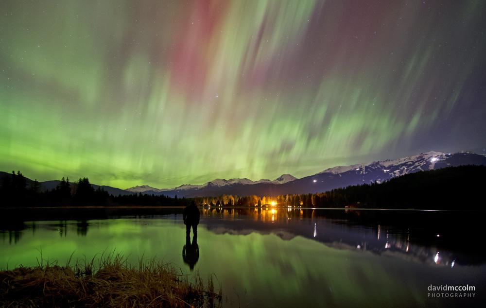 GoWhistler's tweet photo. RT @triwhistler: This morning - just in time for St. Patrick's Day!  Best Whistler #aurora ever!  @GoWhistler http://t.co/PwGbrGo4Zf