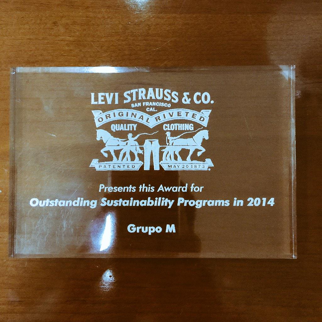 codevi_campus's tweet photo. Thank You @LEVIS for recognizing our outstanding sustainability programs with this award. Our commitment continues. http://t.co/w1CemGWhm0