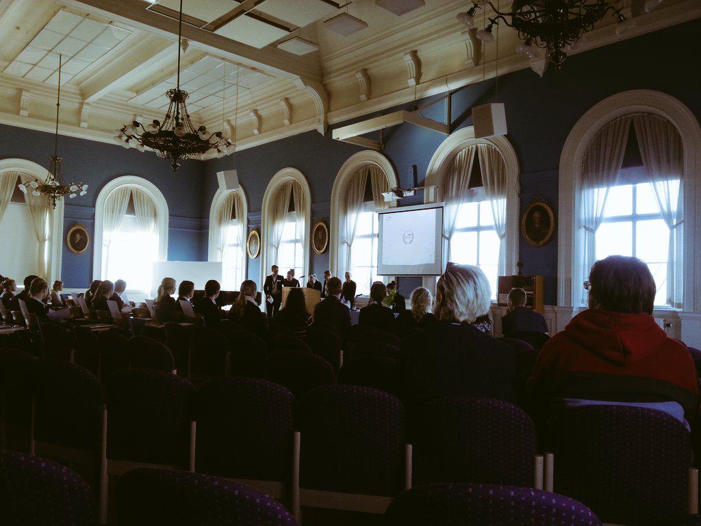 modelunns's tweet photo. Atm in kristine assembly hall #palmoil @munfalun http://t.co/IDiCiqI41l