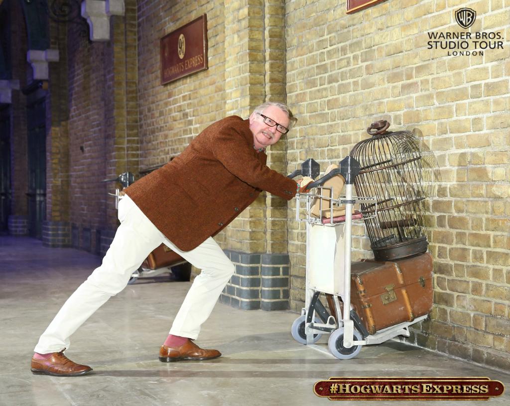 wbtourlondon's tweet photo. Who will go through the wall at Platform 9 ¾ next? #HogwartsExpress http://t.co/3DQLQZQPcZ