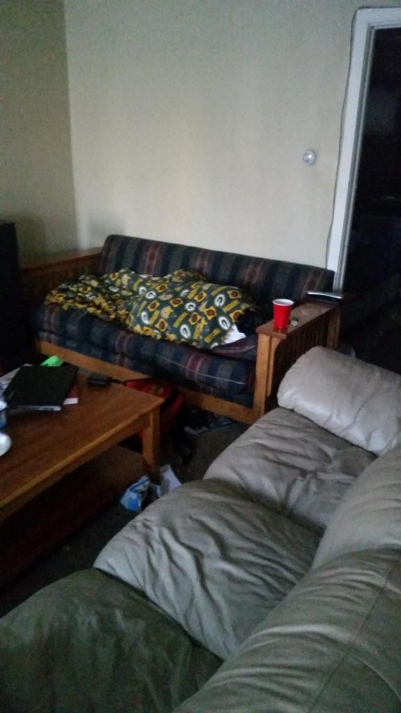RyanSleepingham's tweet photo. Guys I don't fall asleep on the couch anymore #immeditating http://t.co/W1jYHwVB6v