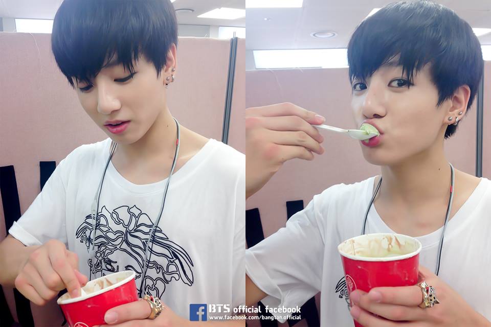 fangirlislove_'s tweet photo. Ang Pogi ng asawa ko XD
#Jk01 http://t.co/XbHx43ovfk