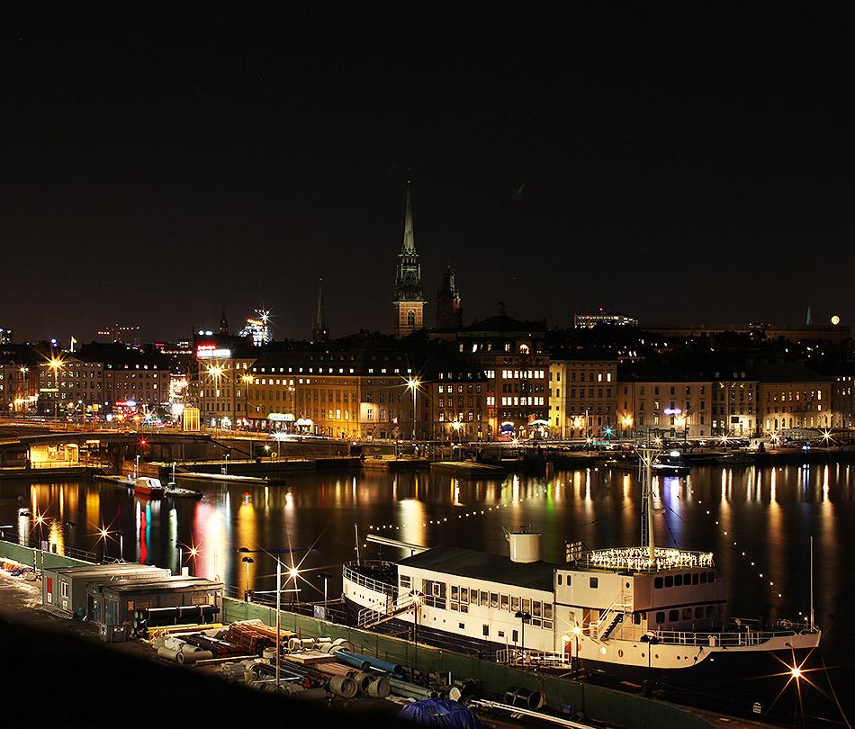 swedennewyork's tweet photo. Planning to visit #Stockholm? @jinnaboo lists 10 awesome things to do in #Sweden's capital: http://t.co/Ogy6RNuenn http://t.co/3Df1hcitxX