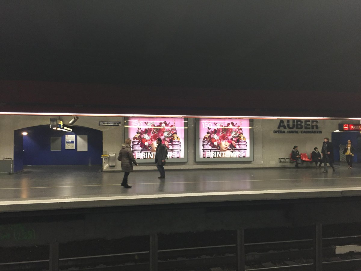 jey47key's tweet photo. @TiiuIsLegit looks like your face is in every Parisian subway station today!
#happybirthday http://t.co/frjPGKCiRU