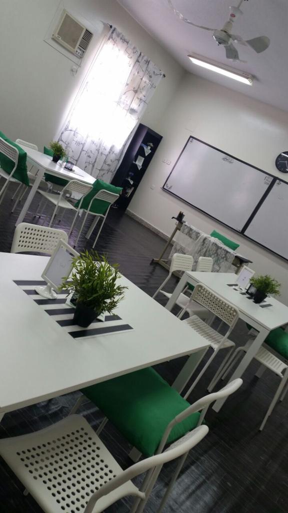NHSTYNF's tweet photo. الف الف مبروك أستاذة أمل لحصولك ع المركز الأول في تقييم الفصول http://t.co/m4gRMYe4IV