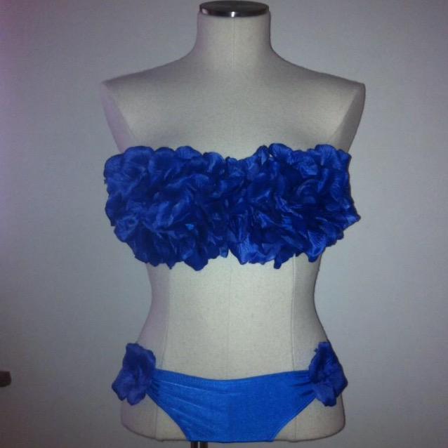 Our best seller 💙 £25 online 💙 BellesAndBows.tictail.com