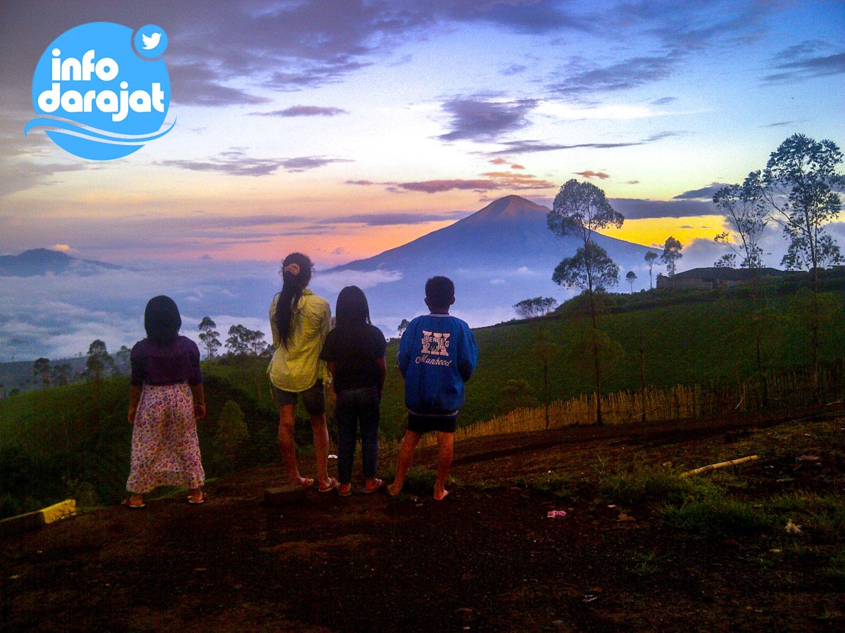 InfoDarajat's tweet photo. #GarutEndah - itu g. cikuray http://t.co/qoDcXjOyPi