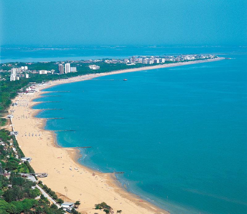 HotelPresidentL's tweet photo. Quest'anno l'Hotel President a #Lignano aprirà il 30 Aprile ma potete trovare disponibilità anche in altre date! http://t.co/WiDsmbvsWG