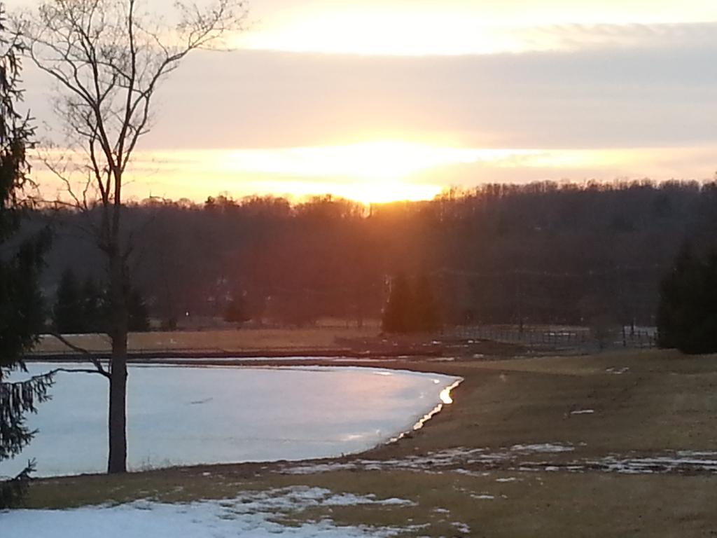 BJL_Coaching's tweet photo. Fun #duskpatrol last night made even better by this sunset. #rideyobike @cyclecraftnj  @SealSkinzUS @TeamBulldogNJ http://t.co/uBGpqg88x7
