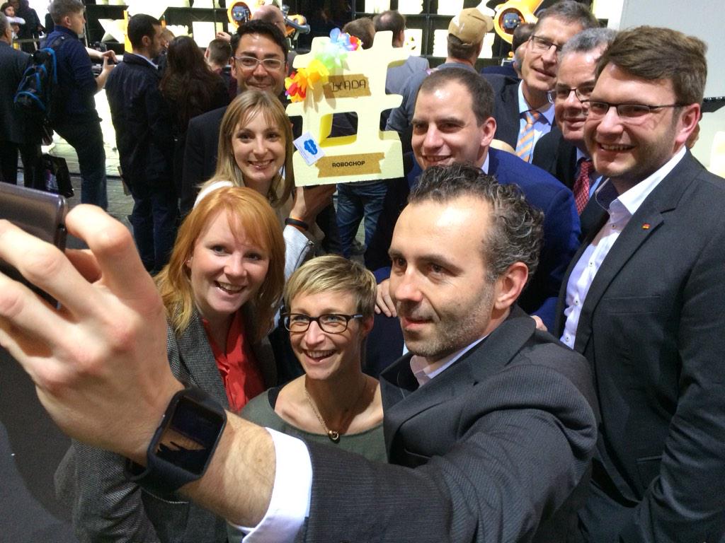 Digit_Steph's tweet image. Danke für den Besuch! #robochop #CeBIT2015 @SalesforceDE #btAda