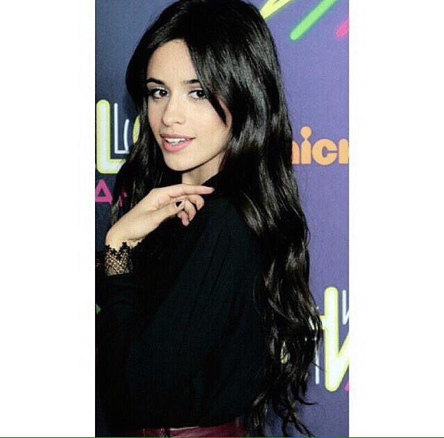 Hola! I'm new here you know how to retweet (not new to rp/fl)