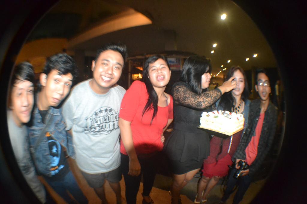 HarLandErLanda's tweet photo. "@STstreetapparel: With @agajamzlowrider @HarLandErLanda http://t.co/T4fXD8sdup"