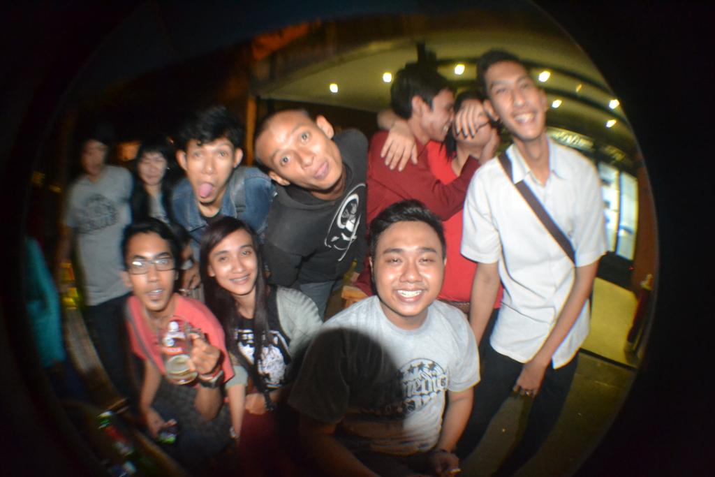 HarLandErLanda's tweet photo. "@STstreetapparel: With @agajamzlowrider @HarLandErLanda http://t.co/T4fXD8sdup"