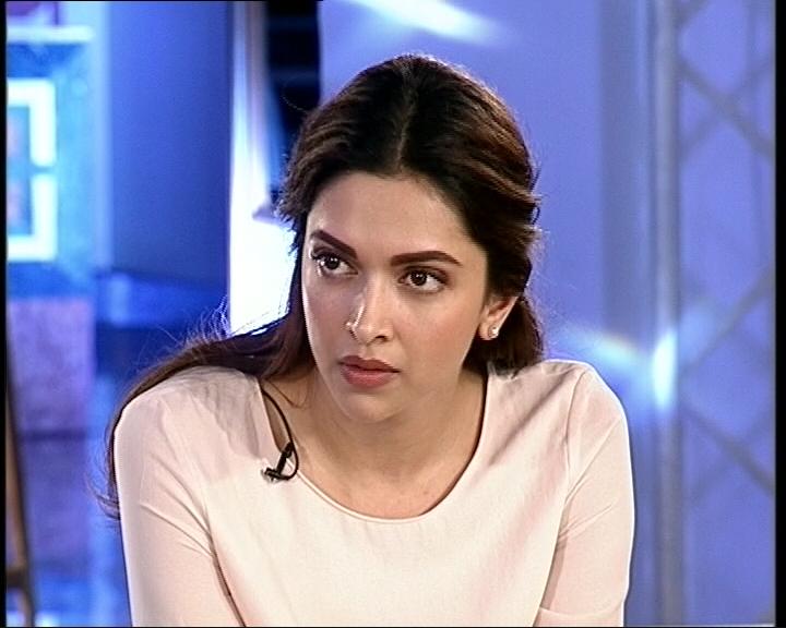 Deepika Fc Japan ディーピカが 鬱であったときのことについて語るそうです Rt Ndtv Deepika On Her Battle With Depression Watch This Ndtv Exclusive On Sat At 7 Pm Http T Co 0rszhkdqyt