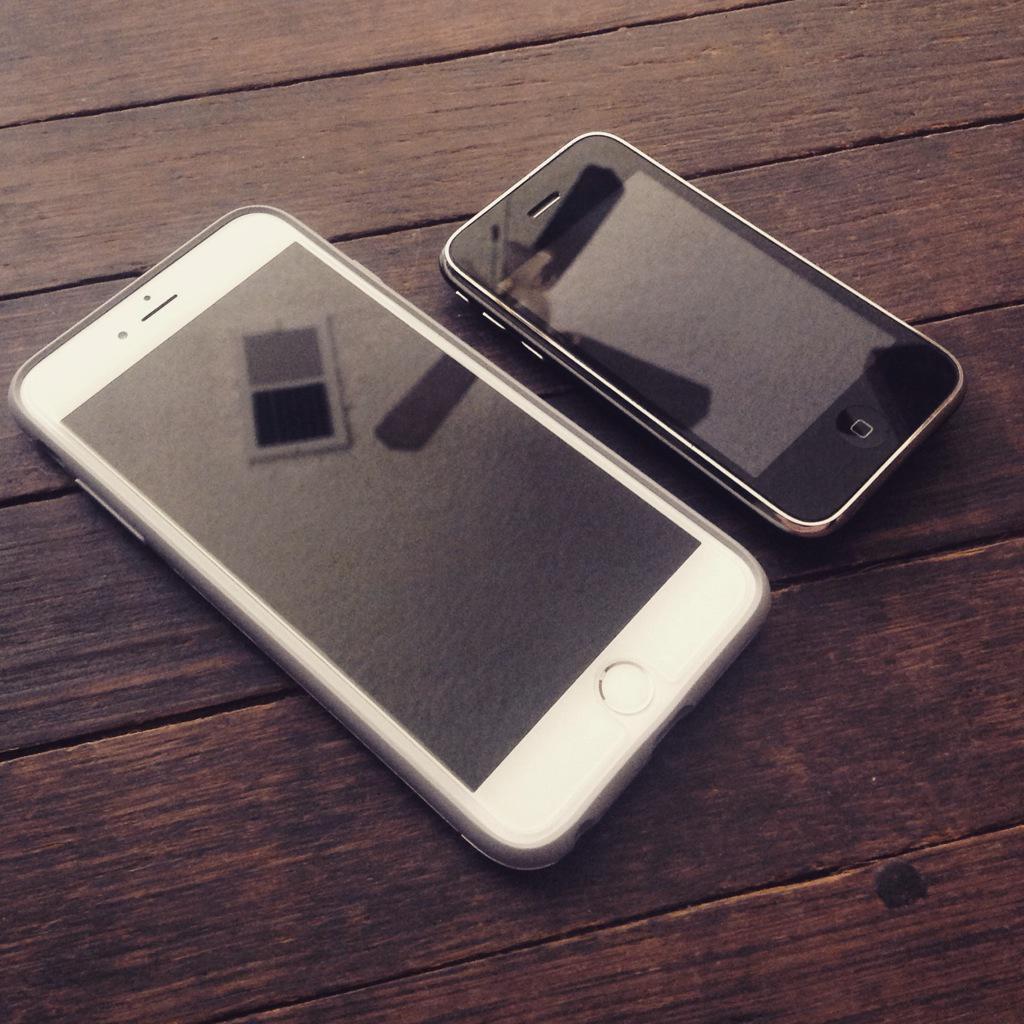 WoWMarketeer's tweet image. #iPhone6Plus upgrade. My bank account is now empty.
