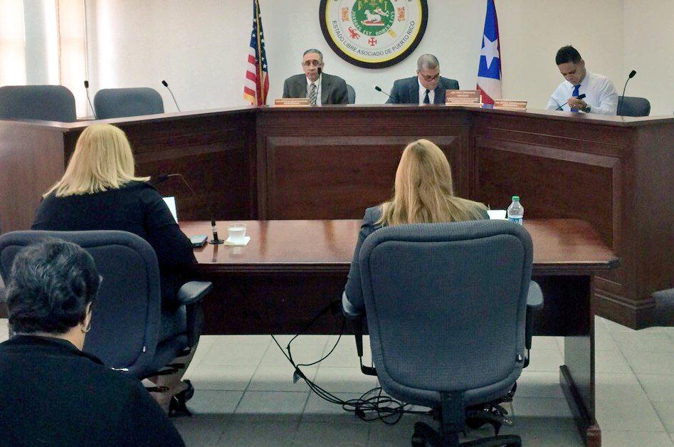 CamaraPNP's tweet photo. #CámaraPNPFiscaliza @2016_hector Héctor Torres en VP Seguridad sobre #PC2309 http://t.co/ZvbF3Q1XxA
