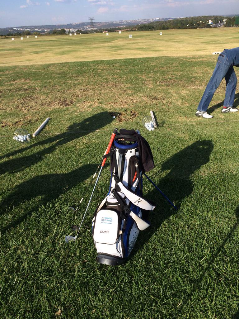 Jono_Sards's tweet photo. Afternoon at the range after lectures👌⛳️ @VCSportsLife @Varsity_College http://t.co/wEBMkUDsaU