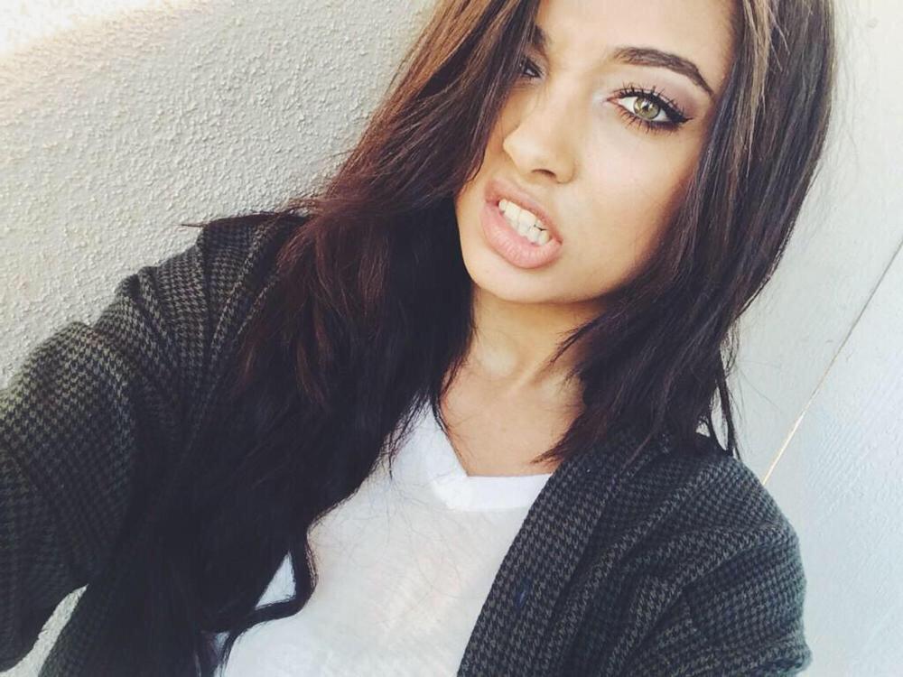 hii. my name is Kylie and I'm new so rt for me? 💟