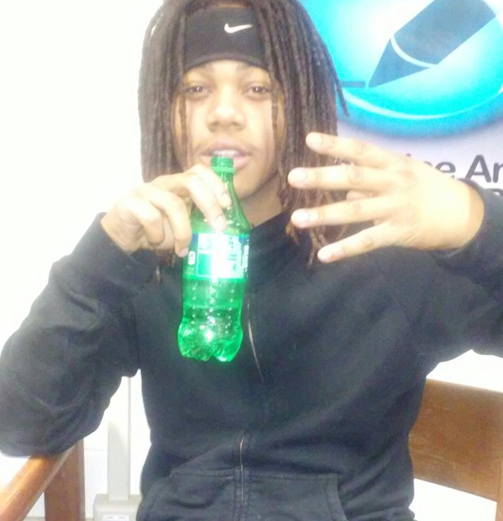 BFour_Hunnid's tweet image. Toukh One Hair On My Head Its Gone Kost Ya Maneee.! #400GANG #FreeDaTeam