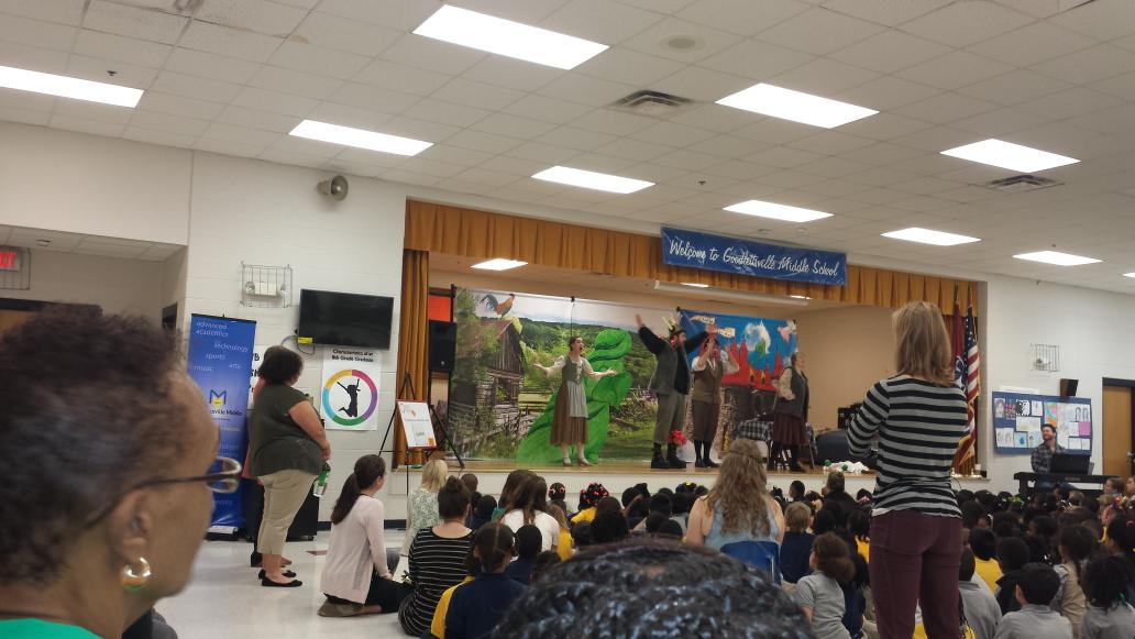 EEP2ndGradeAT's tweet photo. Enjoying the opera @EastEndPrep http://t.co/HdxB3duNqI