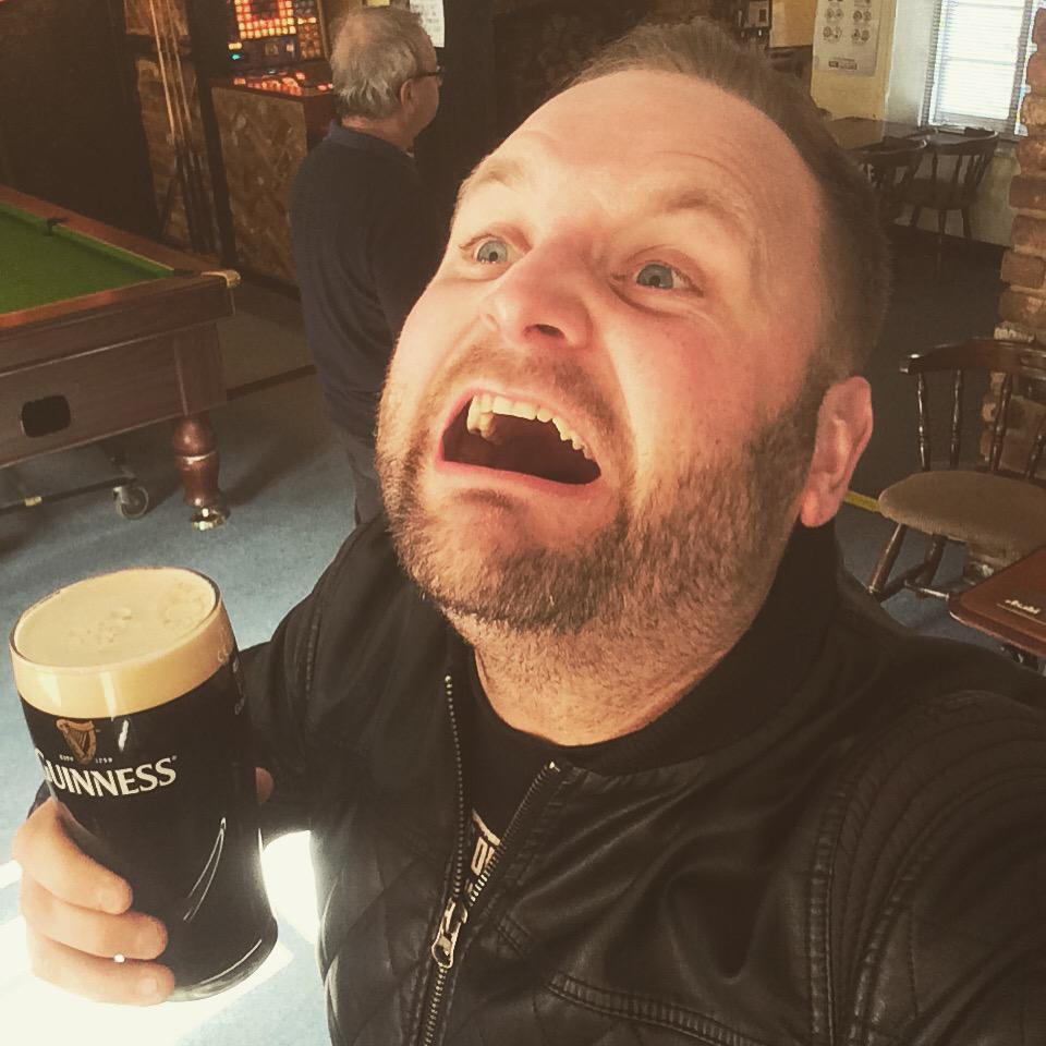 Arron Crascall Arron Crascall on Twitter: "Happy St Patrick's day you legends!!! 💚🍀🍀😎