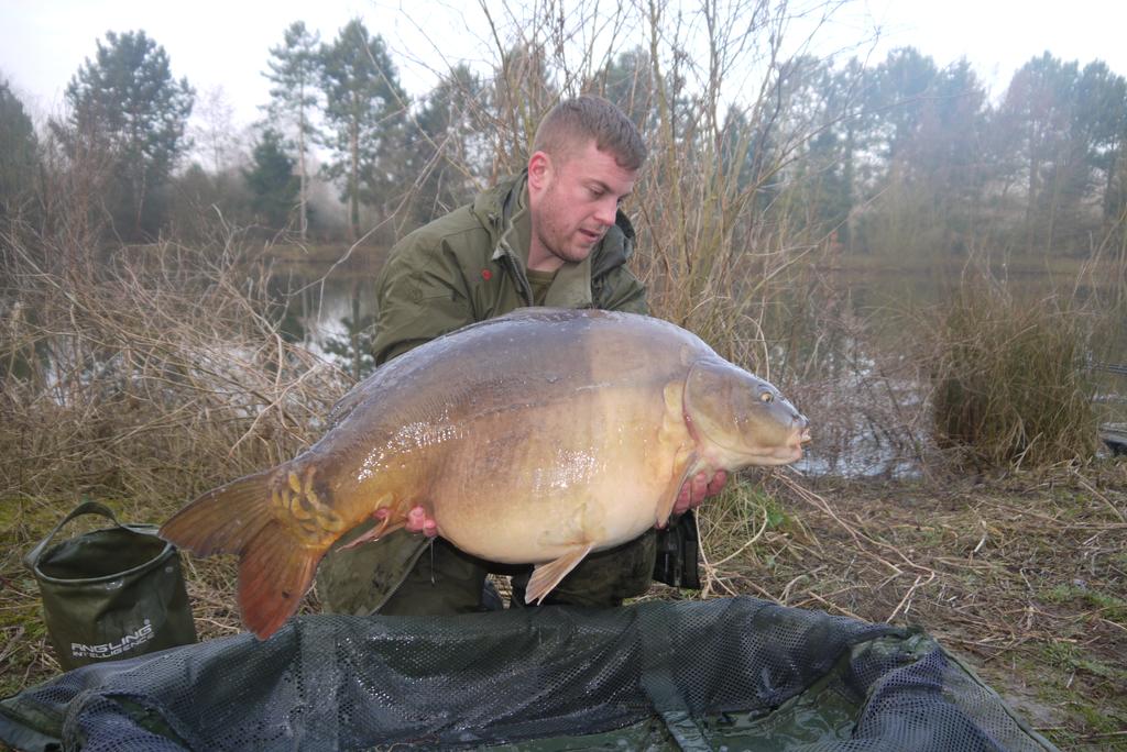 BiancaWetzl's tweet image. A couple more crackers from Orchard today. 
The lovely two tone Mirror being the biggest at 44.08lb