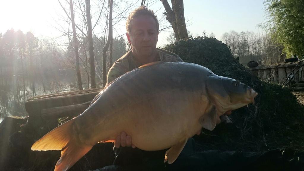 BiancaWetzl's tweet image. A couple more crackers from Orchard today. 
The lovely two tone Mirror being the biggest at 44.08lb