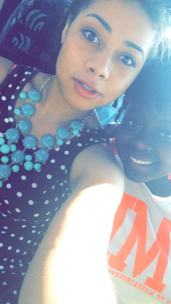 SemirahD's tweet image. This whole experience emphasizes how awkward we are at conversing. #engineerprobs  #bigbreak15 #prayformygpa2015