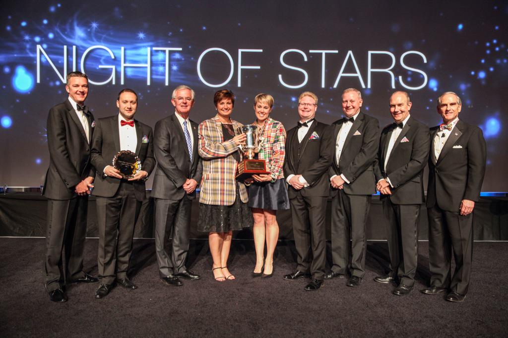 RAN Cup winners <a href="/PygottandCrone/">Pygott & Crone</a> &amp; US Masters Cup winners on stage at Thursdays <a href="/Cartus/">Cartus</a> Broker Conference Awards