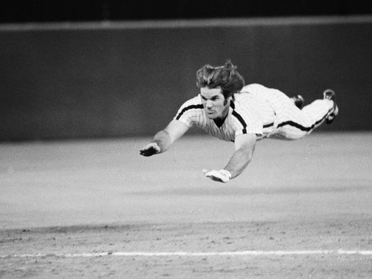 BBWalkofFame's tweet photo. The @BBWalkofFame WANTS @PeteRose_14 PETE ROSE REINSTATED!!! RT IF U AGREE @MLB @MLBNetwork @BaseballHall #PeteRose http://t.co/degOtGOixs