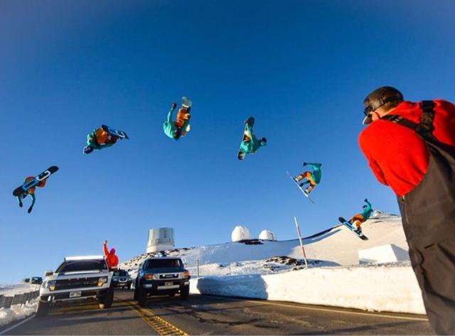 PaddleHi's tweet image. Mauna Kea a few days ago. Photo by Zack Tomlinson #PineapplePowder #wiseguides
