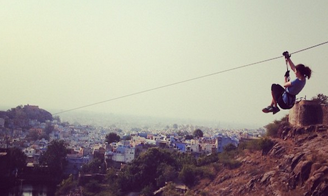 buzzfeedpartner's tweet photo. These vacation photos will *always* make your friends jealous: http://t.co/1y1fkAH5pD @Marriott #SayHiToWifi http://t.co/XwcB1bhlOm
