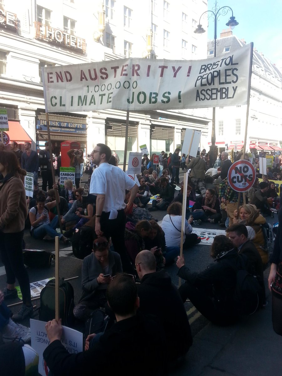 ethicalbristol's tweet photo. Great to see #Bristol represented @ClimateLdn march last week #TimetoAct2015 http://t.co/Wg6l21H6ps